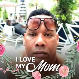 Meet your Posher, Ernesto